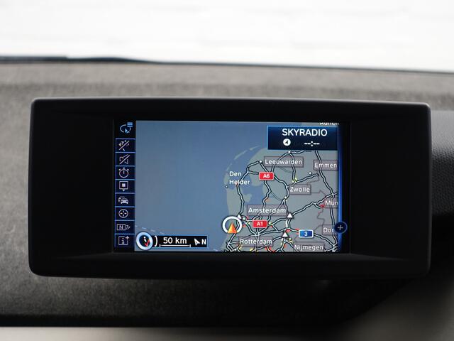 BMW i3 High Voltage Edition 94Ah 33 kWh- Xenon Led, Park Assist, Stoelverwarming, Navigatie, Cruise, Privacy Glass