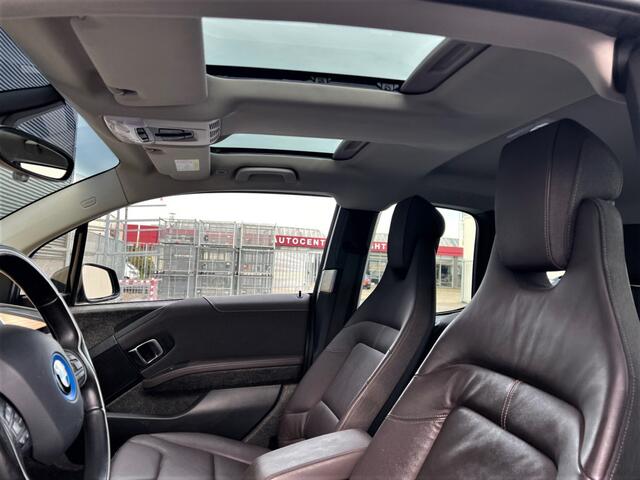 BMW i3 S Executive 184pk/120ah/42kw/Sunroof/2xAdaptive/Galvanic Gold/Leder/W-pomp/3-fase