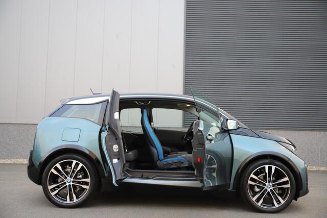 BMW i3 120Ah 42 kWh/Executive/Blue Ridge Mt./Carplay/W-pomp/Navi pro/3-Fase/20"
