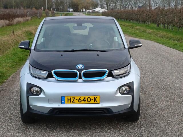 BMW i3 Basis Comfort Advance 22 kWh /Clima/Camera/Stoelverw./Cruise/
