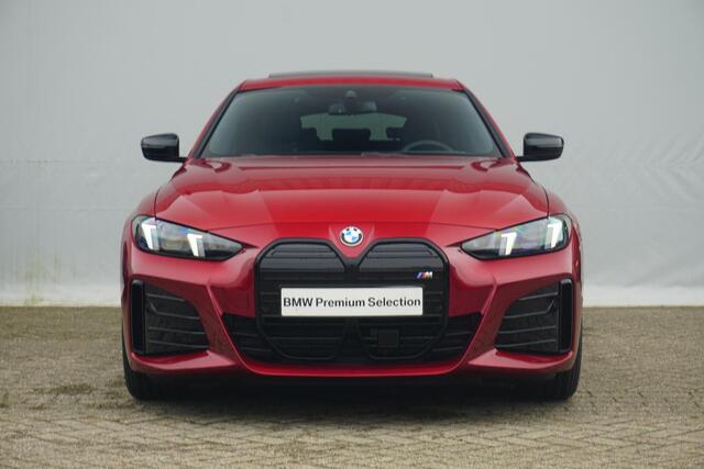 BMW i4 eDrive35 M sportpakket Pro Schuif-/kanteldak / Comfort Access / Active Cruise Control / Stuur-stoelverwarming