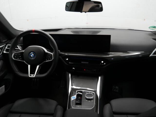 BMW i4 M50 xDrive - Facelift - Memoryzetels - Driving Ass Prof - Harman Kardon