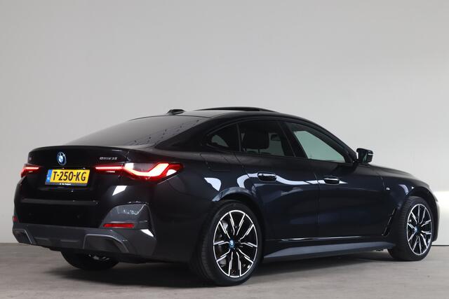 BMW i4 eDrive35 High Executive 70 kWh Schuifdak I HUD I Stoel + Stuurverwarming