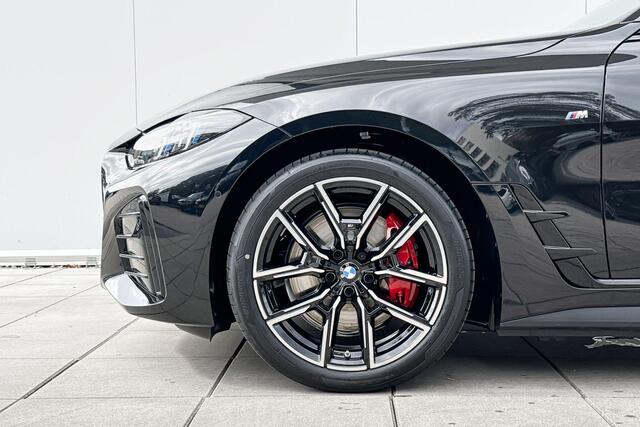 BMW i4 eDrive35 M Sport Edition M Sport Pro / Glazen Schuifdak / Adaptieve Cruise Control / Comfort Acces / Adaptieve LED koplampen / 19 Inch