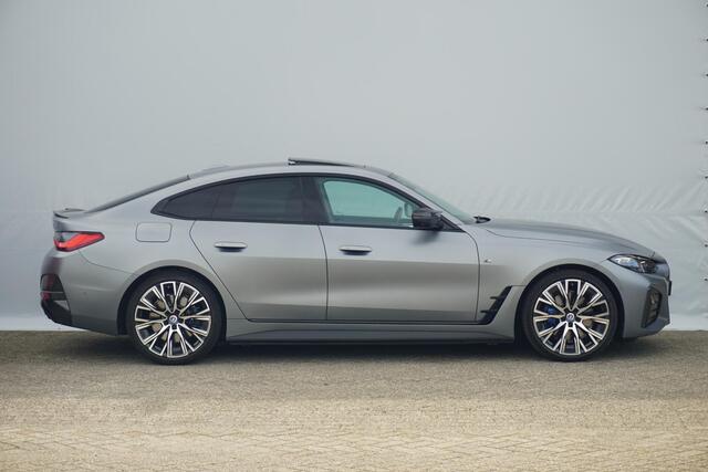 BMW i4 M50 High Executive | M Carbon Pakket / Schuif-kanteldak / Memory stoelen / BMW Laserlight / Harman Kardon / M Sportstoelen