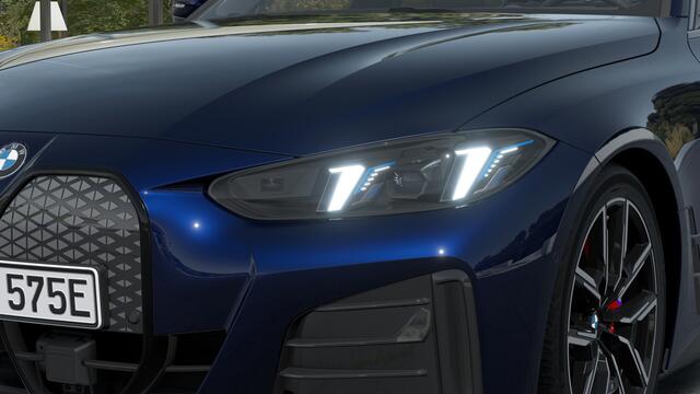 BMW i4 eDrive35 M Sport / Schuif-kanteldak / Achteruitrijcamera / Active Cruise Control / Comfort Access / Adaptieve LED / Stuurverwarming /