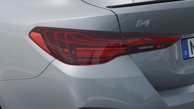 BMW i4 eDrive40 M Sport / Achteruitrijcamera / Adaptieve LED / Active Cruise Control / Comfort Access / Stoelverwarming / Parking Assistant