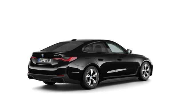 BMW i4 eDrive35 | Pure Edition | 17'' | Comf. Acc. | ACC | Getint glas | Stoelverw. | Camera