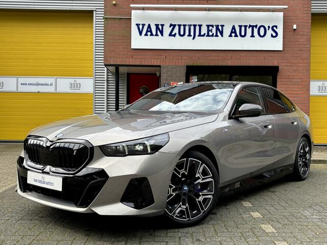 BMW i5 eDrive40 M-Sport Panorama B&W Memory Head-up Carbon 20''