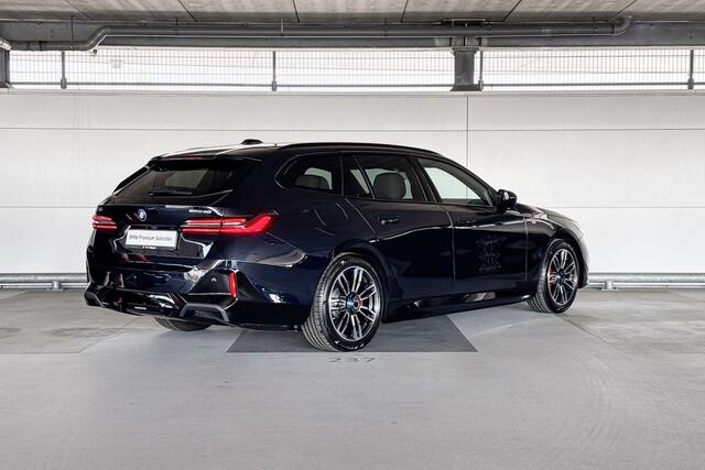 BMW i5 Touring eDrive40 M Sport Edition | M Sport Pro | Travel Pack | Comfort Pack