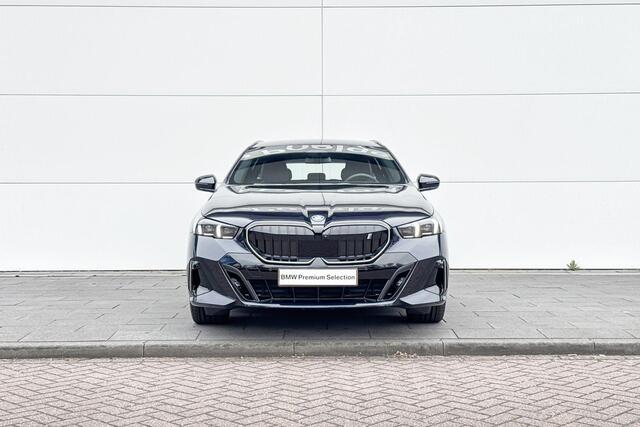 BMW i5 Touring eDrive40 M Sport Edition