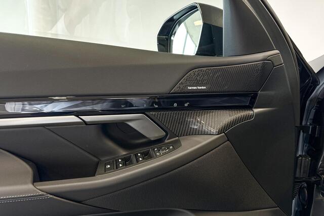 BMW i5 eDrive40 M Sport Edition 84 kWh | Stoelventilatie | Comfort Access | Harman Kardon | Trekhaak |