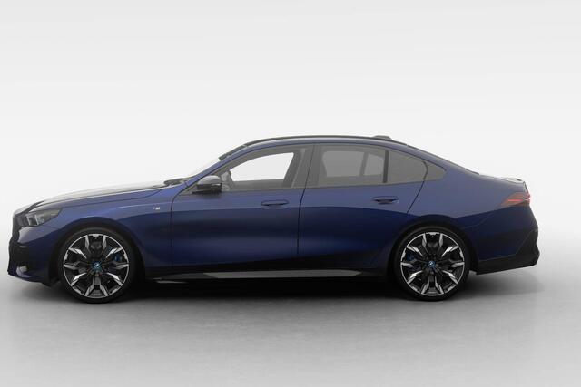 BMW i5 Sedan eDrive40 M Sport Edition 84 kWh | M Sportpakket Pro | Glazen panoramadak
