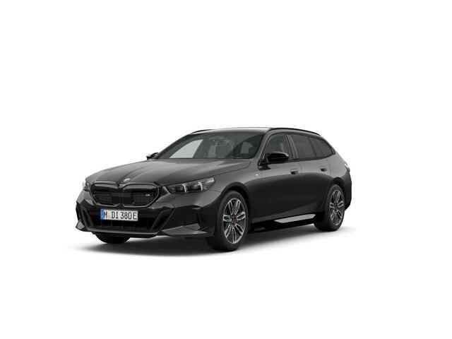BMW i5 M60 xDrive 84 kWh | M Sportpakket Pro | Equipment Pack Pro | Travel Pack