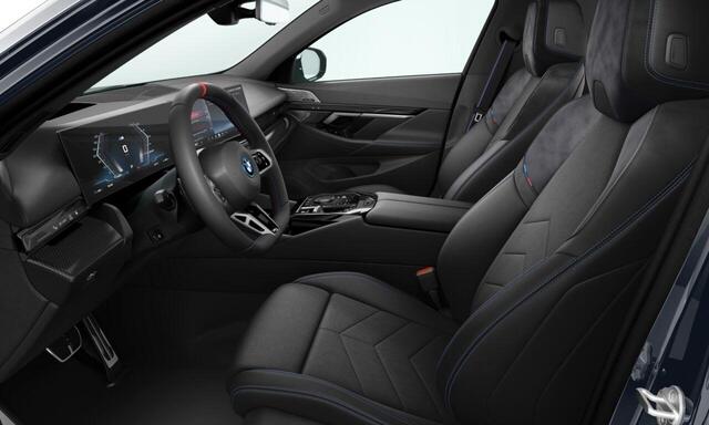 BMW i5 M60 xDrive 84 kWh | < Sportpakket Pro | Equipment Pack Pro | Travel Pack