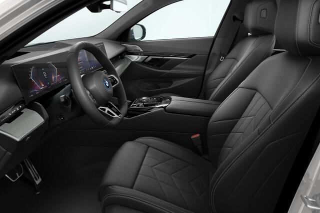 BMW i5 Touring eDrive40 M Sport Edition Innovation Pack - Beschikbaar vanaf: Augustus 2025