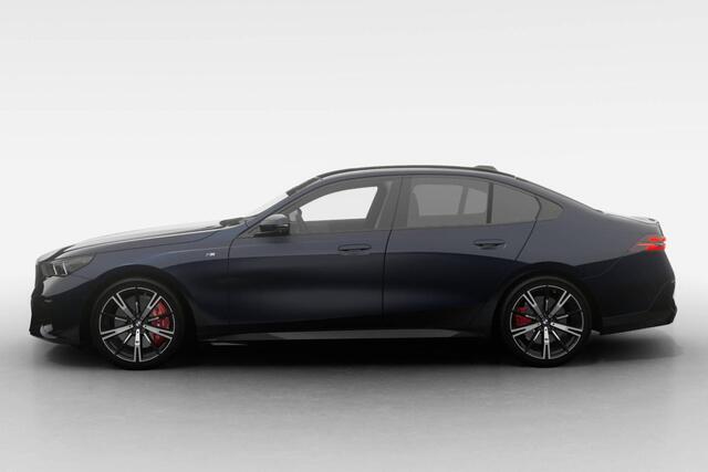 BMW i5 Sedan eDrive40 M Sport Edition | Innovation Pack | Travel Pack | Comfort Pack