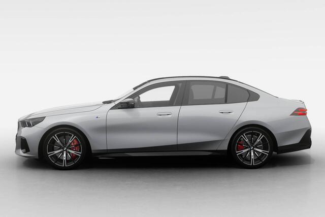 BMW i5 Sedan M60 xDrive | M Sport Pro | Innovation Pack | Travel Pack | Comfort Pack