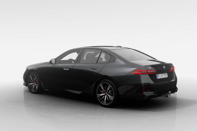 BMW i5 Sedan eDrive40 M Sport Edition | M Sport Pro | Innovation Pack | Travel Pack | Comfort Pack | Trekhaak