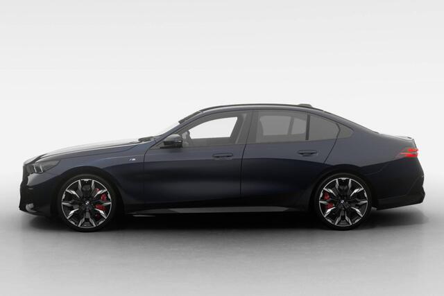 BMW i5 Sedan eDrive40 M Sport Edition | M Sport Pro | Innovation Pack | Travel Pack | Comfort Pack | 22kW laden