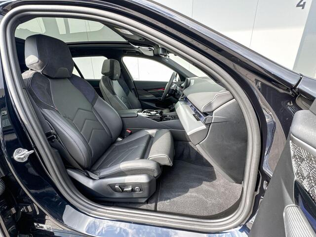 BMW i5 Touring eDrive40 84 kWh M-Sport / Bowers & Wilkins / Driving Assistant Professional / Parking Assistant Plus / Stoelventilatie / Glazen panoramadak / Adaptief onderstel professional / 21 Inch