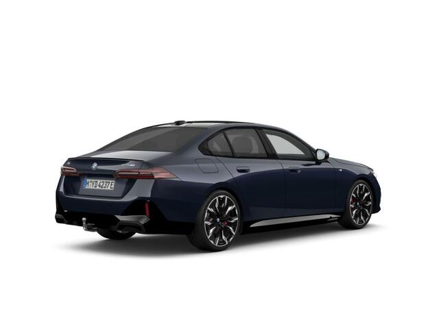 BMW i5 eDrive40 | M Sportpakket Pro | Innovation Pack | Trekhaak | Travel Pack | Bowers & Wilkins