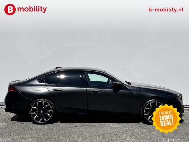 BMW i5 M60 xDrive M Sportpakket Pro Nw.prijs ¤135.592,- Trekhaak | Glazen Panoramadak | Driving Assistant Prof. | Parking Assistant prof. | Bowers & Wilkins Sound System