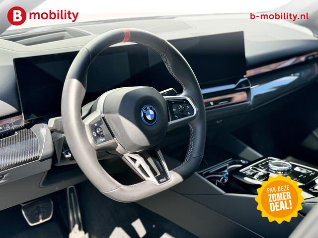 BMW i5 M60 xDrive M Sportpakket Pro Nw.prijs ¤135.592,- Trekhaak | Glazen Panoramadak | Driving Assistant Prof. | Parking Assistant prof. | Bowers & Wilkins Sound System