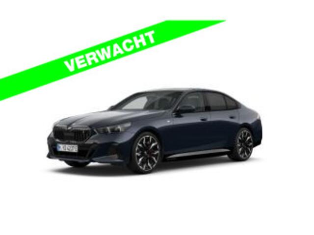 BMW i5 eDrive40 M-Sport Pro - Pano - Onderstel Prof - Driving Ass Prof - Harman Kardon