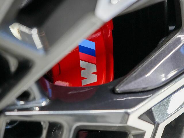 BMW i5 eDrive40 84 kWh Full optie!|M Sport|Frozen grey|Pano|trekhaak|