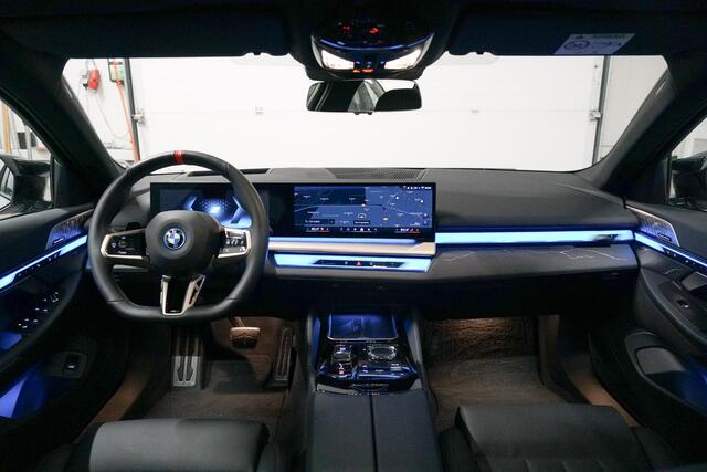 BMW i5 M60 xDrive 84 kWh Bowers Wilkins | Panoramadak | CoPilot | Elektr. Trekhaak