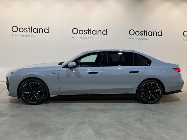 BMW i7 xDrive60 106 kWh / M Sportpakket / Panoramadak / Bowers & Wilkins / 11.600 KM !!