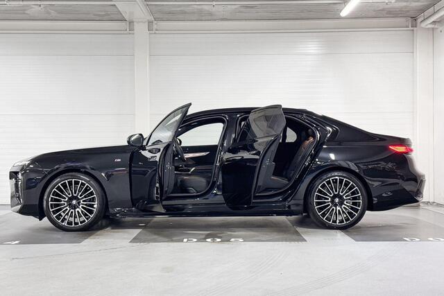 BMW i7 eDrive50 | M-Sport Pro | Innovation Pack | Executive Pack | Connoisseur Pack | Climate Acoustics Pack | Driving Assistant Professional | Parking Assistant Professional | Sky Lounge