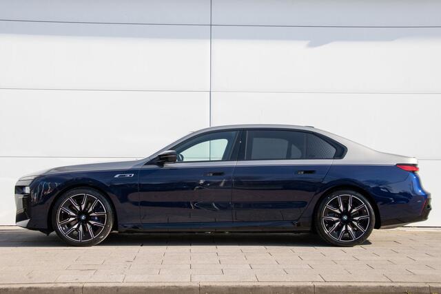 BMW i7 M70 xDrive | Sky Lounge | Bowers & Wilkins | Connoisseur Pack