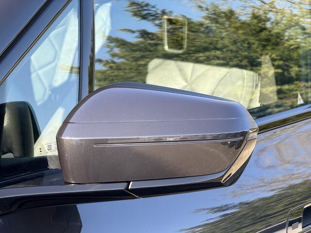 BMW iX xDrive40 High Exexcutive | 21" | Laser | Sportpakket | Driving Assistant Plus