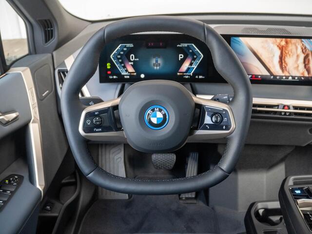 BMW iX xDrive40 | High Executive | Sport Edition | BMW Personal CoPilot Pack | Sportpakket