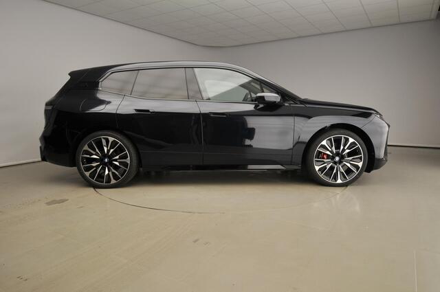 BMW iX xDrive45 | M Sportpakket Pro | Comfort Pack | Innovation Pack