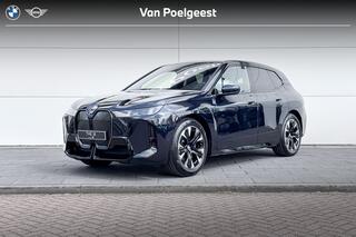 bmw-ix-xdrive45--m-sport--comfort