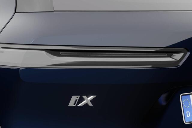 BMW iX xDrive45
