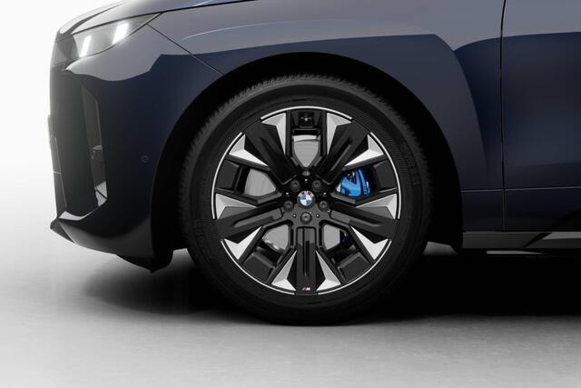 BMW iX xDrive45 | M Sport | Comfort Pack | Innovation Pack