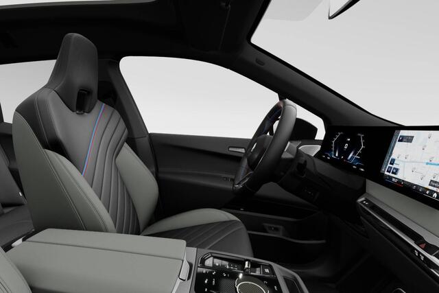 BMW iX xDrive M70