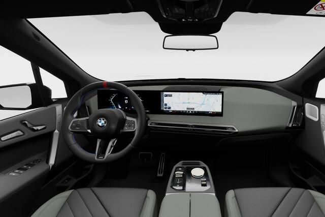 BMW iX xDrive M70