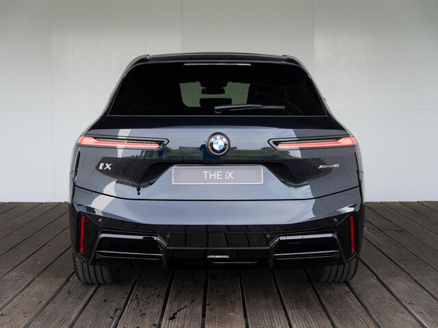 BMW iX xDrive45 | M Sportpakket Pro | Innovation Pack | Comfort Pack