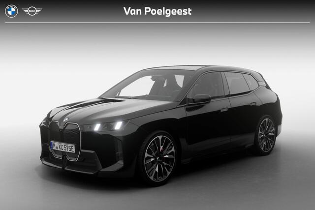 BMW iX xDrive45 | M Sport Pro | Comfort Pack | Innovation Pack | Trekhaak | Sky Lounge