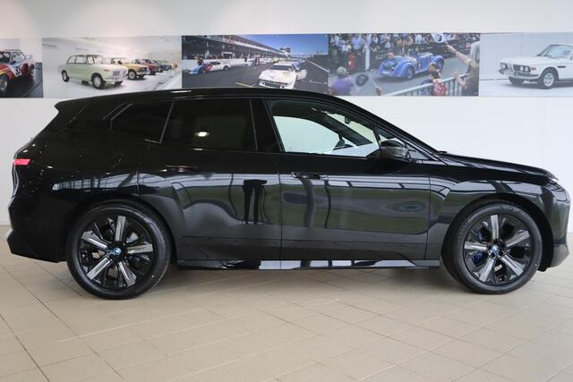 BMW iX xDrive40 Sport Edition | Driving Assistant Professional | Elektr. Trekhaak