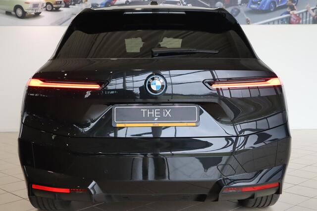 BMW iX xDrive40 Sport Edition | Driving Assistant Professional | Elektr. Trekhaak