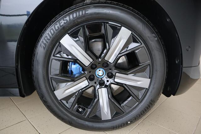 BMW iX xDrive40 Sport Edition | Driving Assistant Professional | Elektr. Trekhaak