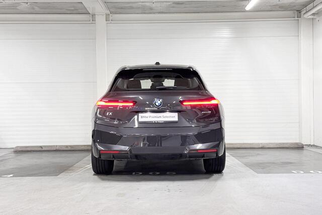 BMW iX xDrive50 Excellence 112 kWh |