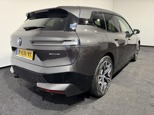 BMW iX xDrive40 High Ex.