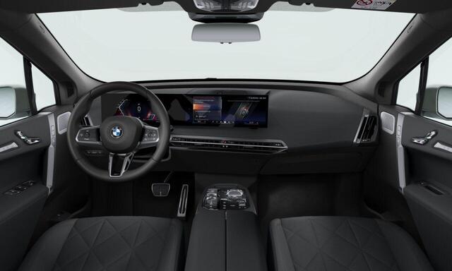 BMW iX xDrive60 M Sportpakket | M Sportpakket Pro | Comfort Pack icm M Sportpakket | Innovation Pack